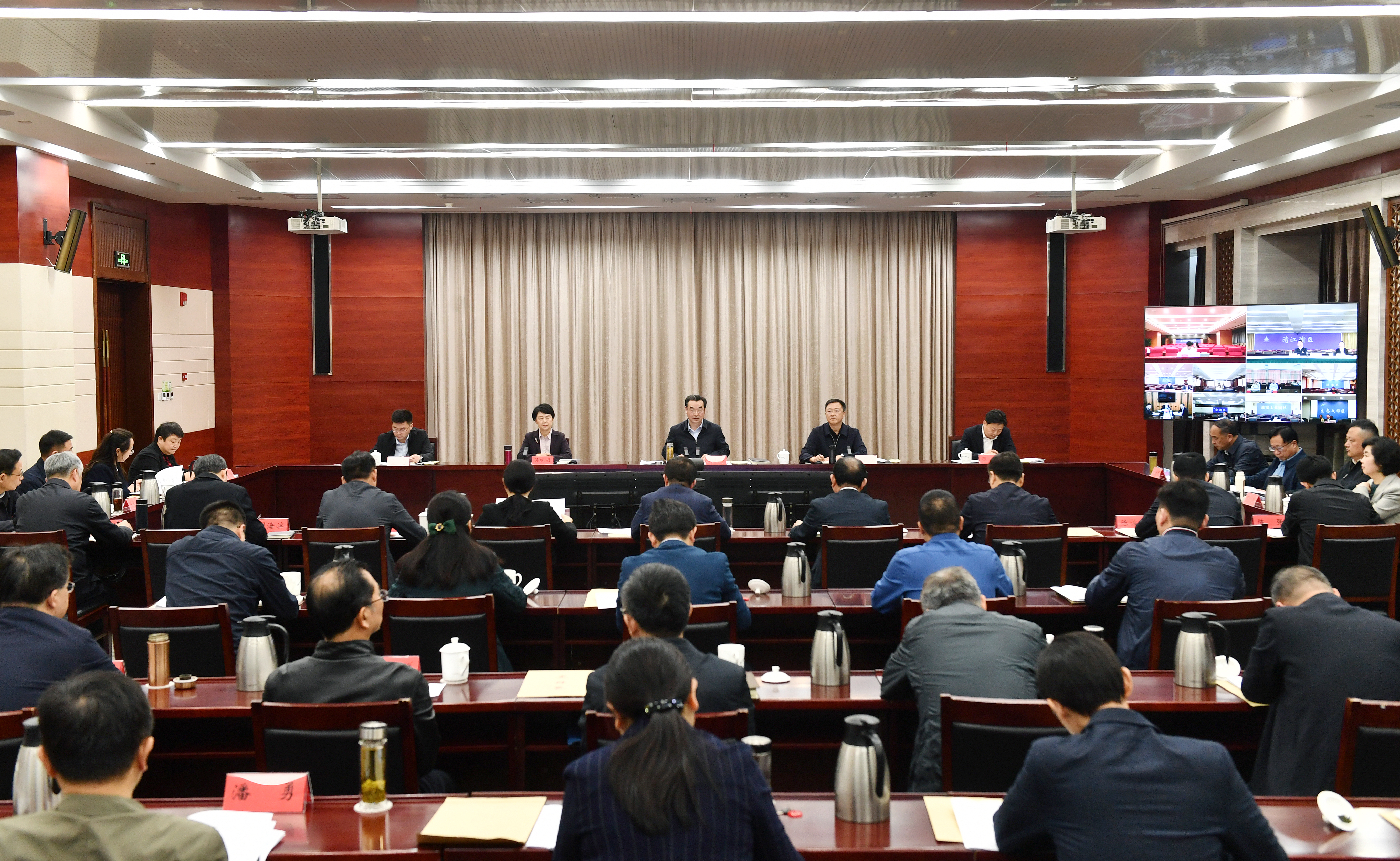 淮安市委對臺工作領導小組召開會議